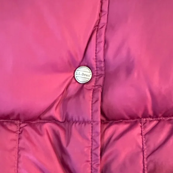 L.L. BEAN Medium Puffer Vest Vintage Like New Goose Down Burgundy Wine - Picture 5 of 6